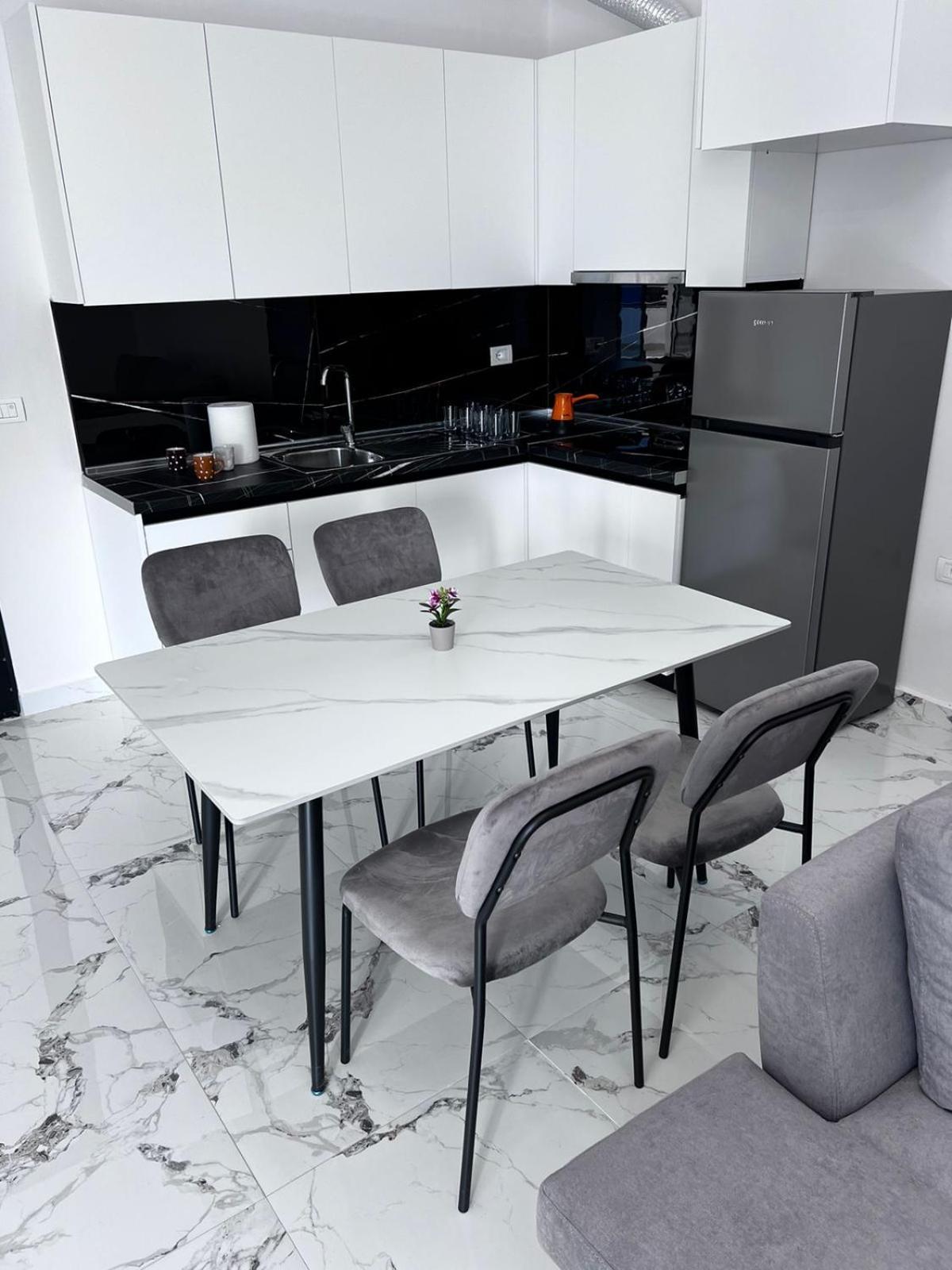 Prime Luxury Apartment